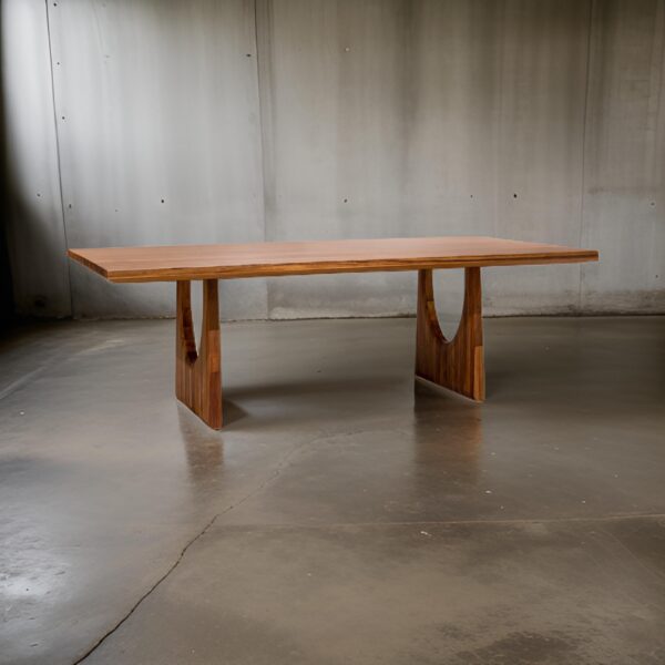 Kersbrook Dining Table