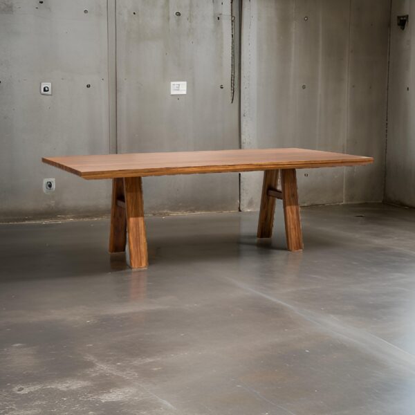 Nuriootpa Dining table