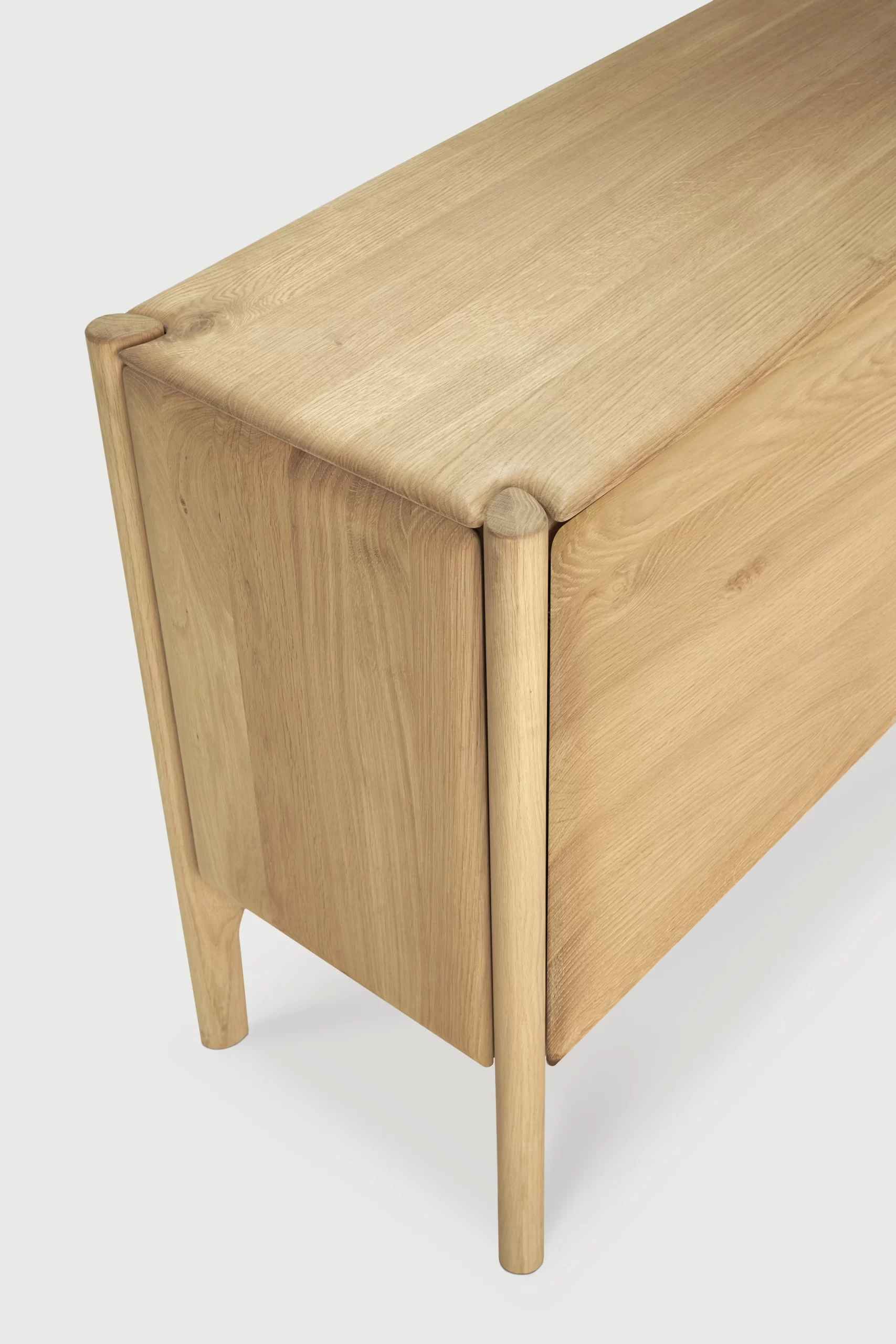 Ethnicraft Oak PI Sideboard W: 119cm x D: 45cm x H: 83cm - Image 3