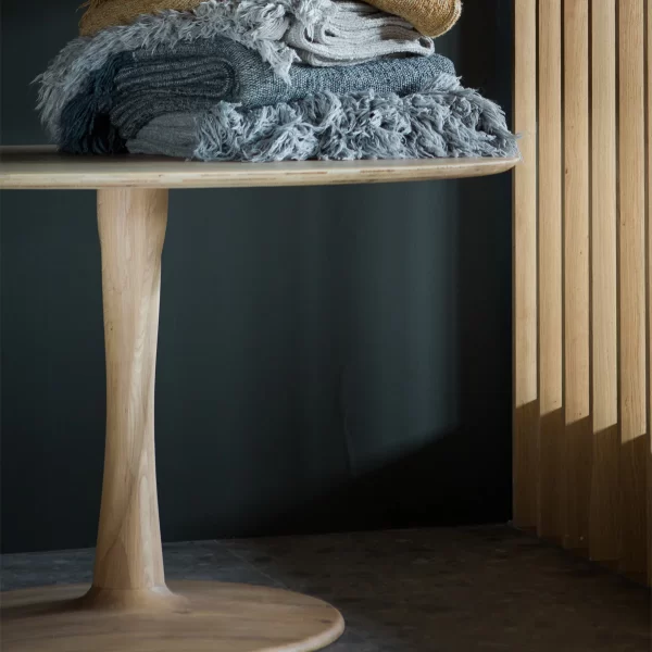 Ethnicraft Torsion Table Oak 127cm - Image 4